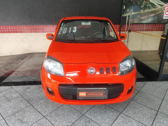 Fiat Uno Sporting 1.4 EVO Fire Flex 8V 4P 2013