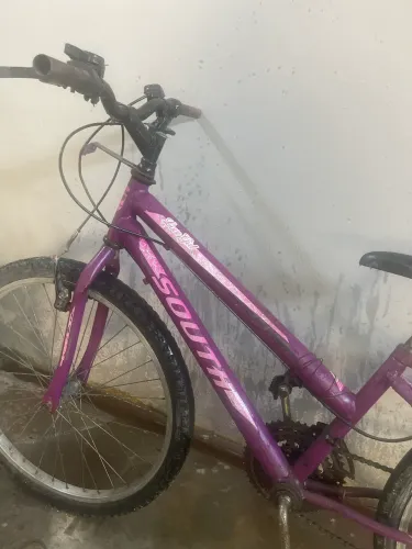 Bicicleta aro 26 / 18 marchas