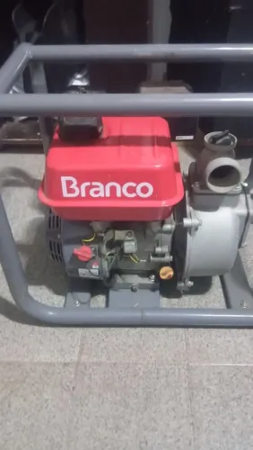 Bomba de água 5.5 branco