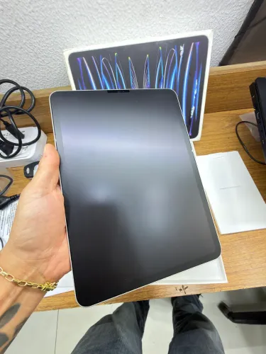 iPad Pro 11? M2 ? 4ª Geração ? 128GB ? Wi-Fi ? Com Caixa ?