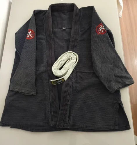 KIMONO JIU JITSU