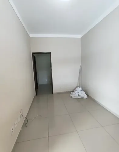 Alugo Casa no condomínio quintas do sol ville proximo da Av Fraga Maia
