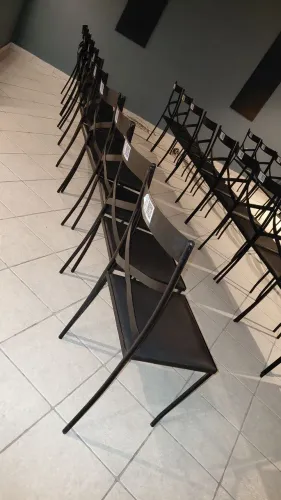 Cadeiras para igreja/eventos - ferro e estofado - avista R$ 85