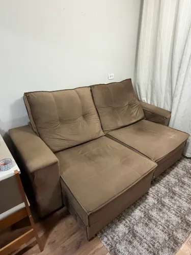 Sofá retrátil
