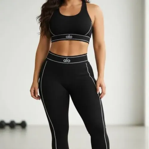 Conjunto ALO Top e Calça Legging.