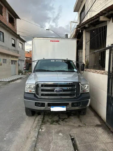 F4000 NOVO ÚNICO DONO