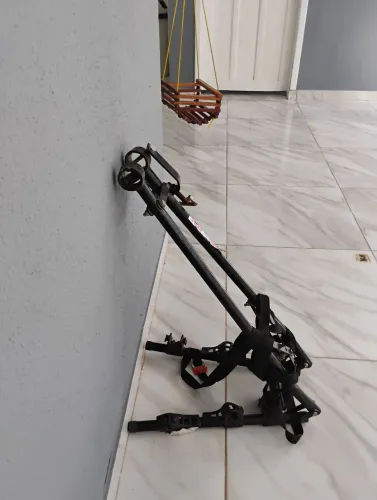 Suporte de Bicicleta para Reboque.