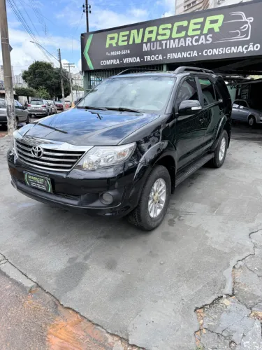 Toyota Hilux SW4 SR 4X2 2.7/ 2.7 Flex 16V Aut. 2013