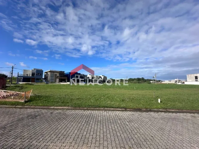 Lote em condomínio em Rua Quatro - Residencial Bosque Três Marias - Peruíbe/SP