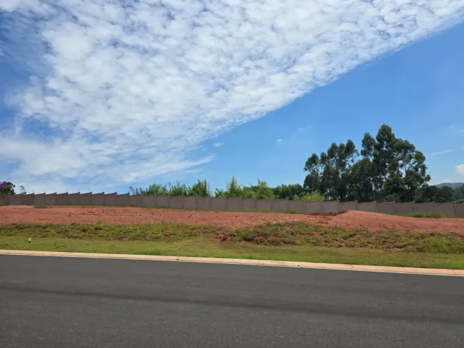Terreno em Condomínio para Venda em Jundiaí, Ivoturucaia