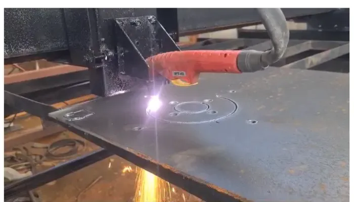 Maquina CNC de Corte Plasma - USADA