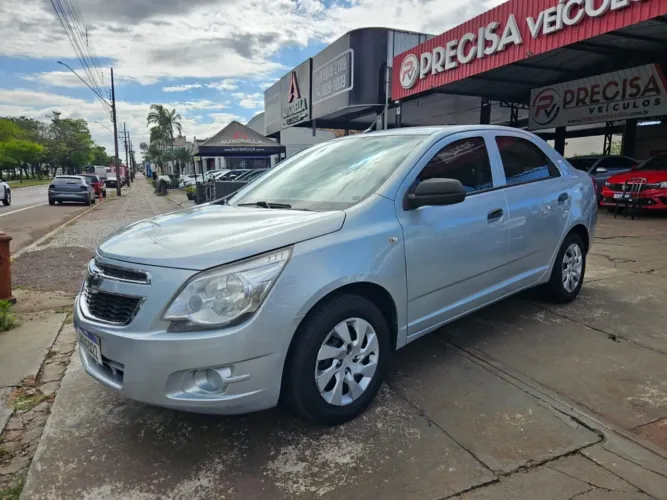 Chevrolet Cobalt LS 1.4 8V Flexpower 4P 2013