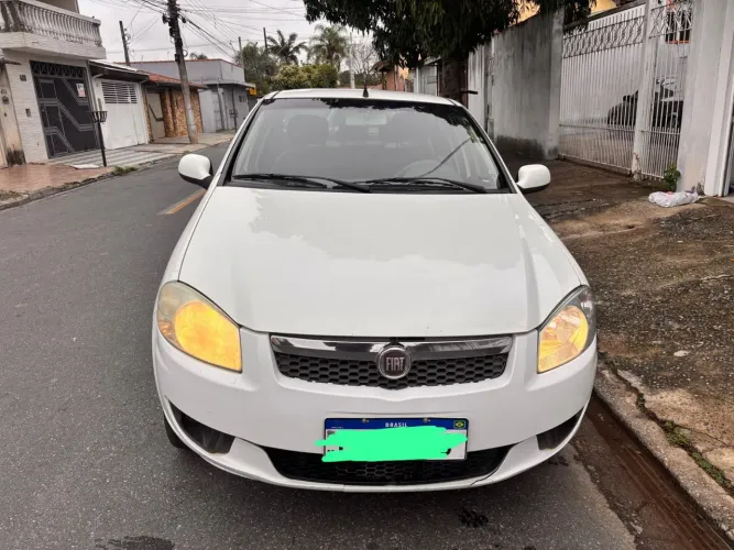 Fiat Siena EL Celeb. 1.0 MPI Fire Flex 8V 4P 2013