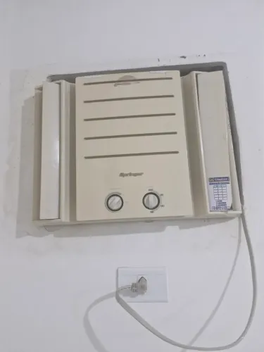 Ar condicionado de janela