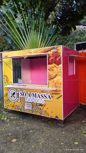 Vendo trailer na praça MRV maraponga em ótimo estado de conservação 