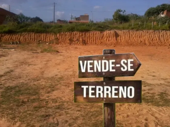 Terreno laranjeiras, rua 52m quitado, no meu nome, vai asfaltar 250m²