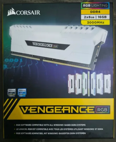 Memória DDR4 Corsair Vengeance RGB 16GB (2x 8GB) 3000MHz CL9 Branco