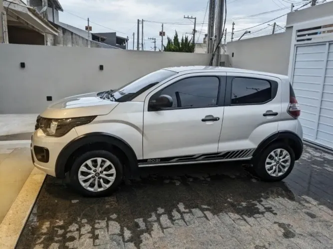 Fiat Mobi Like 1.0 Fire Flex 5P. 2021