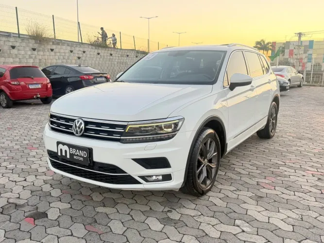 Volkswagen Tiguan Allspac Comf 250 TSI 1.4 Flex 2019
