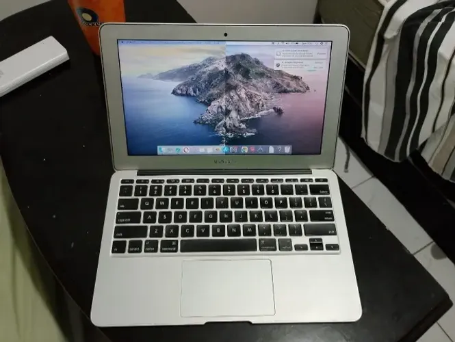 Macbook Air i5 4GB ram 128GB ssd