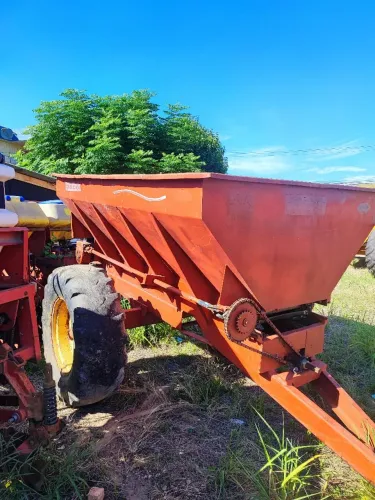 Distribuidora de Calcário 5.0000 