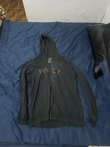 Blusa rvca 
