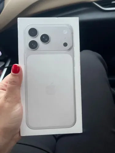 iPhone 17 pro max