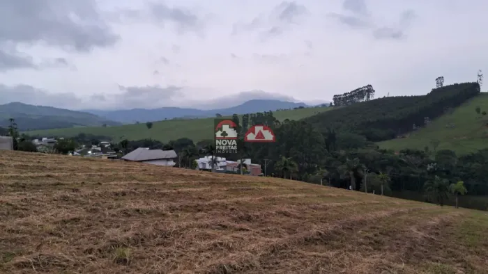 Terreno com 1.000 m² em condominio de alto padrão em Paraibuna