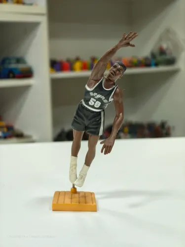 Boneco David Robinson NBA Spurs 1994 15cm