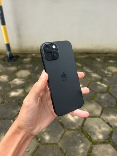 iPhone 15 | 128GB - 94% | Todo original, nunca aberto. 