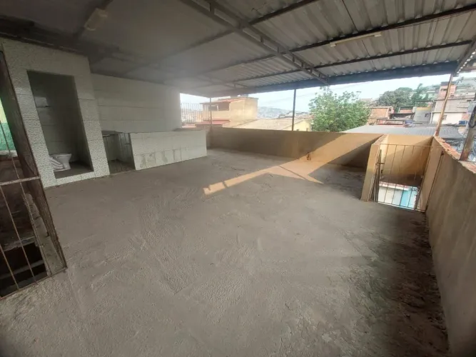 Casa a venda no centro de vilar dos teles