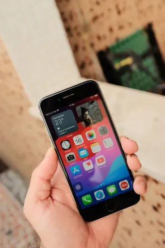 iPhone SE