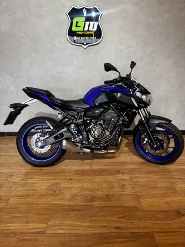 Yamaha MT-07 23/24