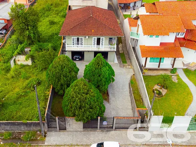 Casa | Joinville | Floresta