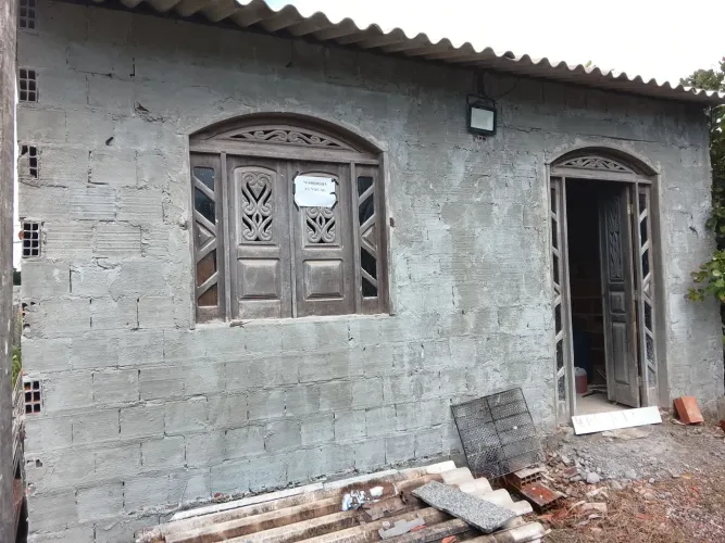 Para vender uma casa no interior de salgado povoado quebrada 3 / 50.000 