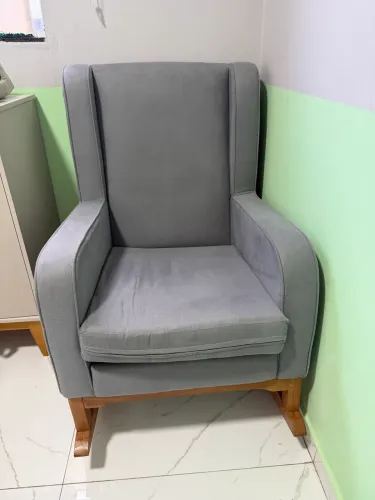 Poltrona de amamentação