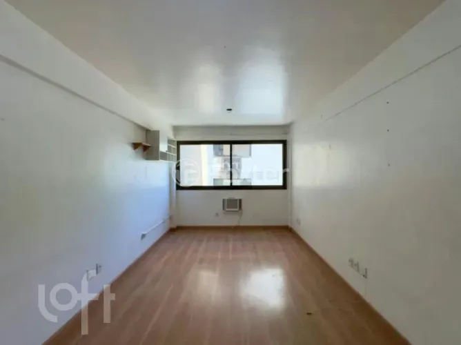 Apartamento à venda Rua Demétrio Ribeiro, Centro Histórico - Porto Alegre