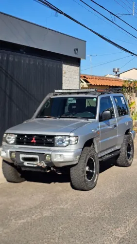 Mitsubishi Pajero GLS 3.5 V6 2P Mec. 1999