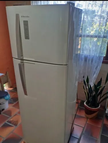 Desapego geladeira e tv