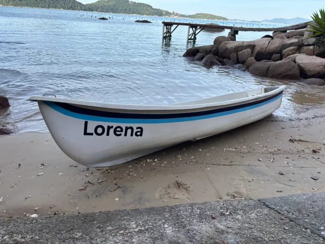 Vendo canoa de fibra