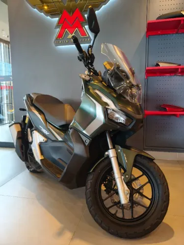 Honda ADV 150 2024