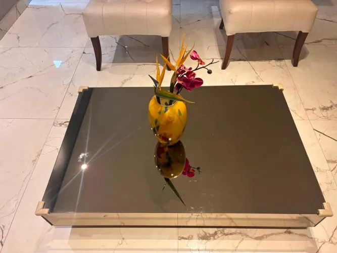 Mesa de Centro Espelhada
