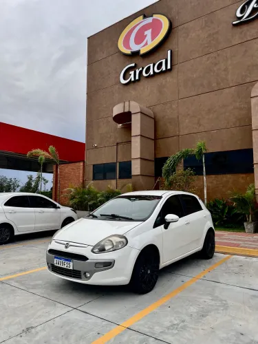 Fiat Punto Essence 1.6 Flex 16V 5P 2013