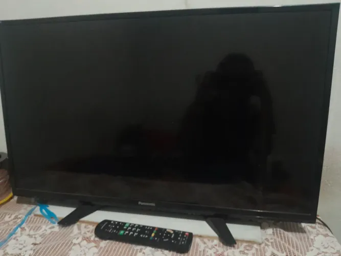 Vende-se Televisão, 32 polegadas
