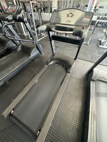 Esteira profissional pro fitness ap 8000