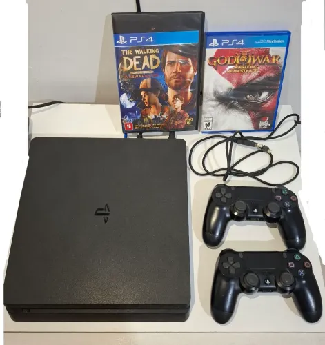 PS4 Slim 1 TB + 2 Controles Originais + 2 Jogos (ler descrição)<br>