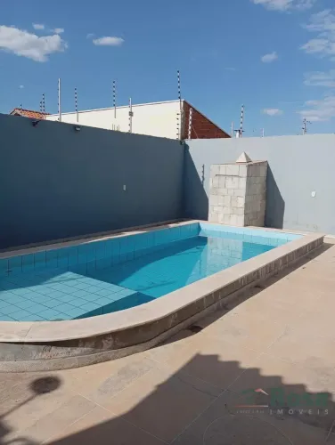 Casa para venda, com piscina bairro altos do parque