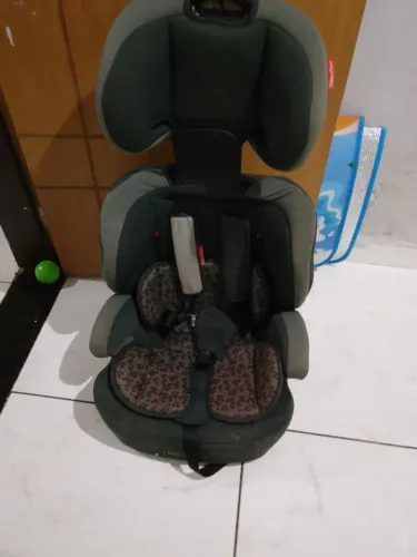 Cadeirinha infantil 