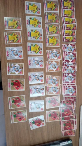 Figurinhas Extras Stickers (Legends) 2022, Neymar, Messi, Cristiano Ronaldo