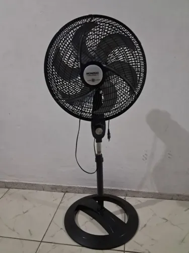 Ventilador de coluna Mundial